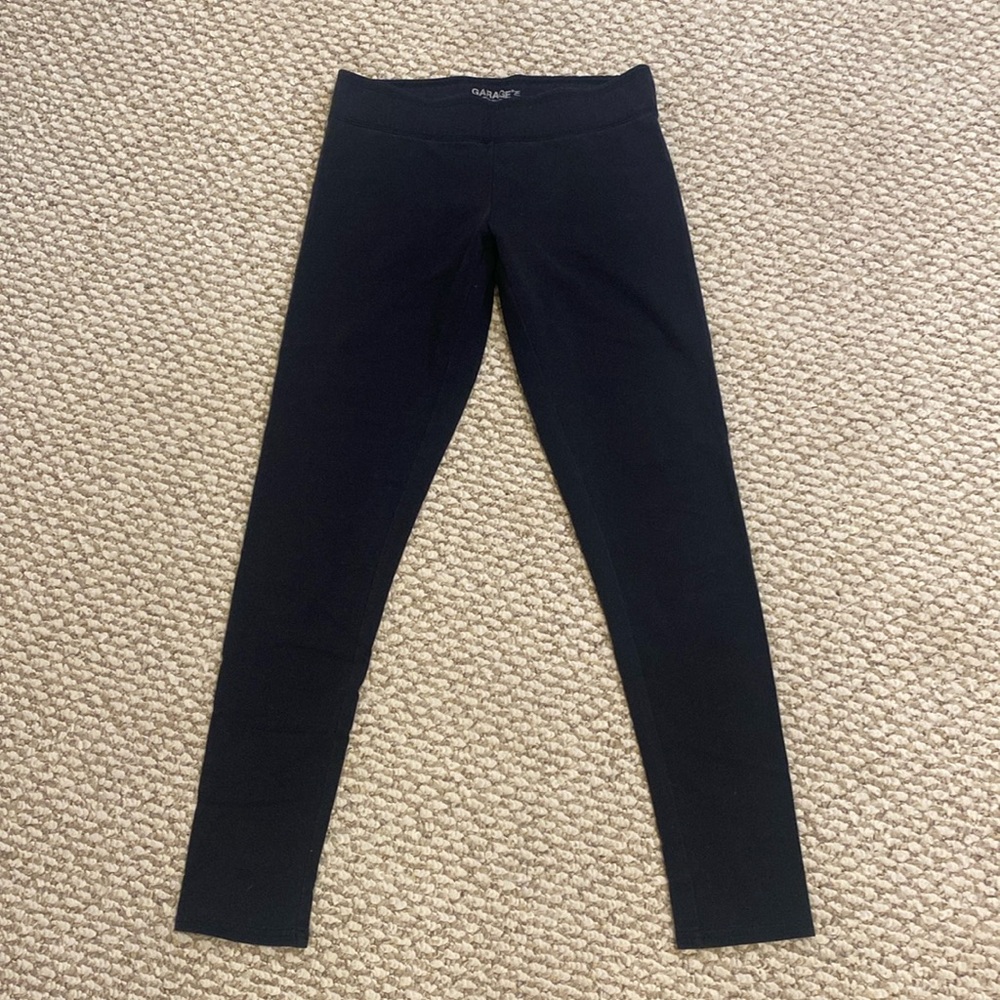 Black leggings
